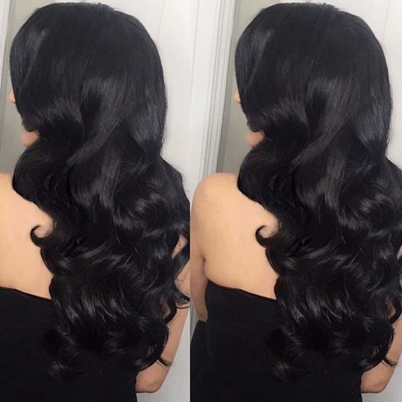 💫24” BLACK BODY WAVY LACE FRONT WIG💫 *NWT*
🆕🆕